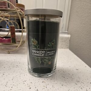 Yankee Candle Balsam & Cedar Jar